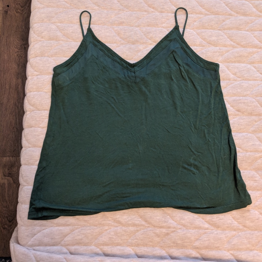 Two Tops - Picture 6 of 6